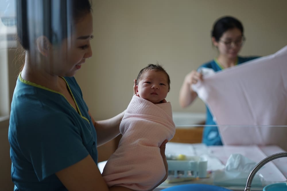 nurse-midwife-wang-dongxu-unsplash-unique nurse jobs