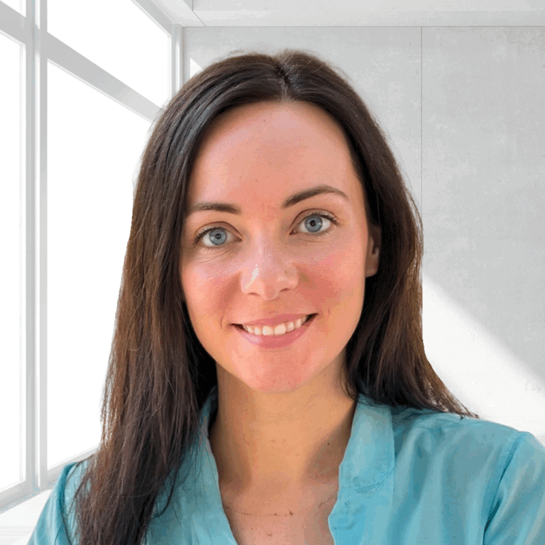 Headshot of Kelsey Moena